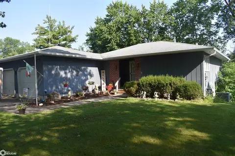 315 Mccarroll Dr, Ottumwa, IA 52501