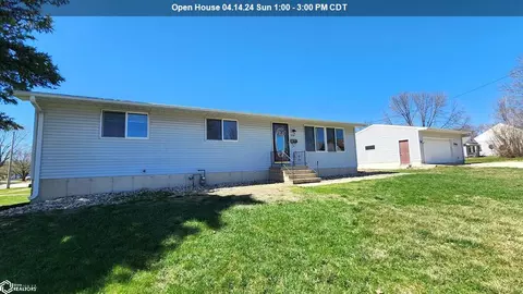 2116 S Massachusetts Ave, Mason City, IA 50401