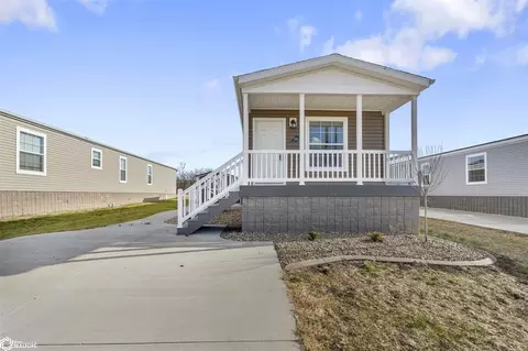 1500 E Linden Apt 115 Dr #115, Mount Pleasant, IA 52641