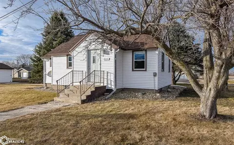 611 6th St, Melbourne, IA 50162