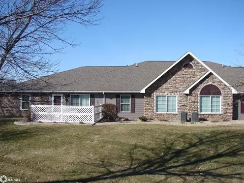 1707 E Deer Run Ln, Mount Pleasant, IA 52641