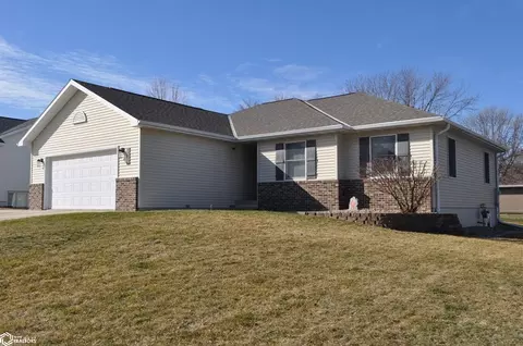 1125 Amy Ave, Carroll, IA 51401