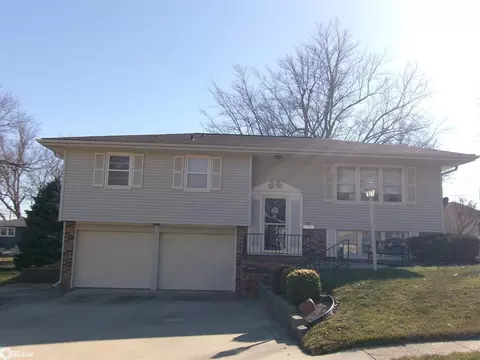 Exterior - 609 E 20th St, Atlantic, IA 50022 photo 2 of 14