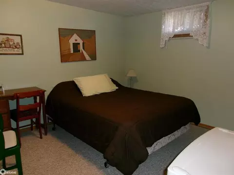 Bedroom - 609 E 20th St, Atlantic, IA 50022 photo 4 of 4