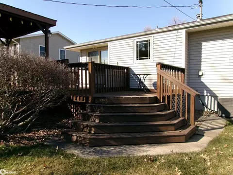 Exterior - 609 E 20th St, Atlantic, IA 50022 photo 6 of 14