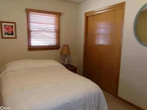 Bedroom - 609 E 20th St, Atlantic, IA 50022 photo 3 of 4
