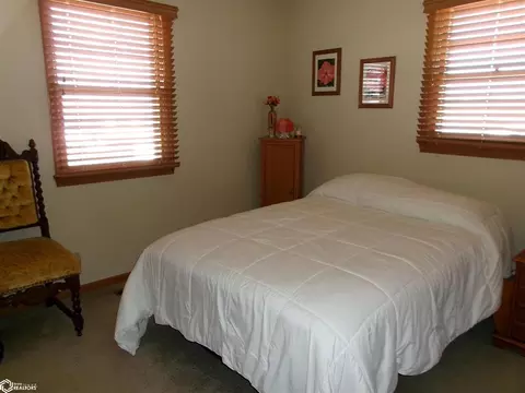 Bedroom - 609 E 20th St, Atlantic, IA 50022 photo 2 of 4