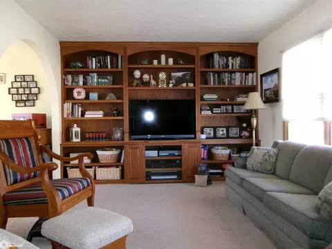 Living - 609 E 20th St, Atlantic, IA 50022 photo 1 of 3