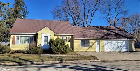 518 Smith St, Lakota, IA 50451