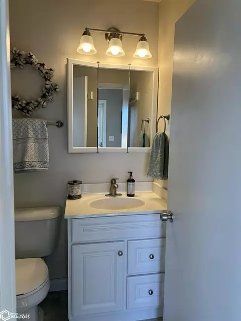 Bath - 408 Juniper Rd, Avoca, IA 51521 photo 2 of 2