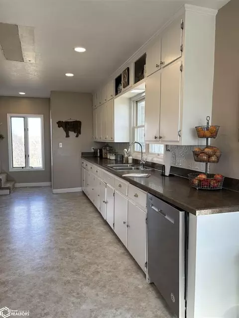 Kitchen - 408 Juniper Rd, Avoca, IA 51521 photo 3 of 6