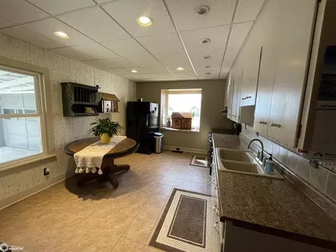Other - 512 N Main St, Centerville, IA 52544 photo 2 of 12