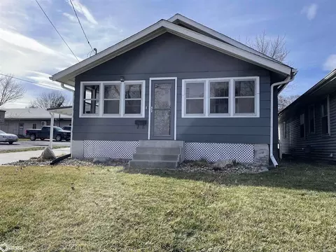 Exterior - 512 N Main St, Centerville, IA 52544 photo 5 of 11