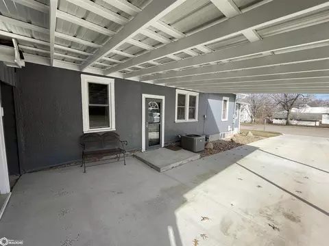 Exterior - 512 N Main St, Centerville, IA 52544 photo 10 of 11