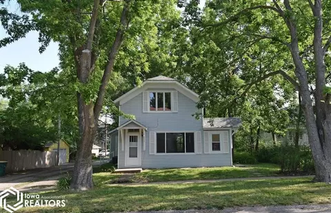 403 W Adams Ave, Fairfield, IA 52556