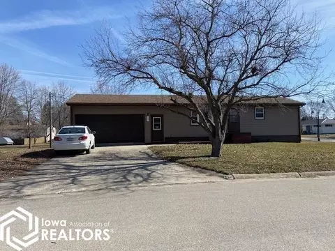 2 Crystal Heights Pl, Ventura, IA 50482