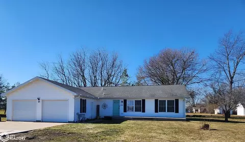 104 Dover Cir, New London, IA 52645