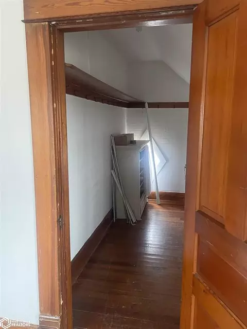 Entry Way - 609 North Ave, Westside, IA 51467 photo 3 of 3