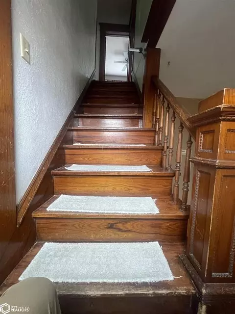 Entry Way - 609 North Ave, Westside, IA 51467 photo 2 of 3