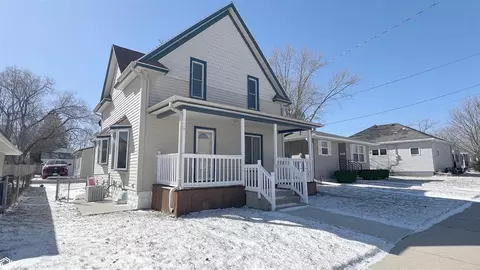 113 23rd St SW, Mason City, IA 50401