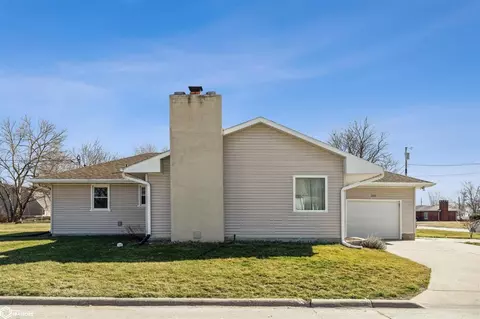 200 N Cherry St, Mount Pleasant, IA 52641