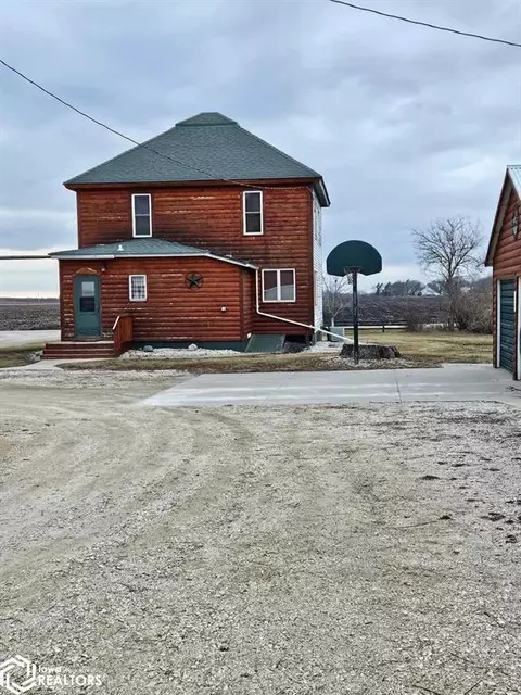 45860 325th Ave, Rolfe, IA 50581