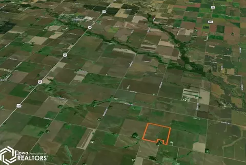 200 Th St, Hampton, IA 50441 photo 2