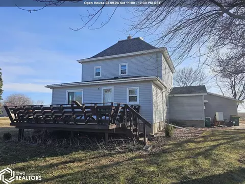 31 Bush Ave, Woden, IA 50484