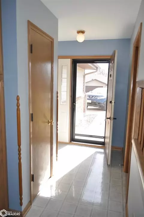Entry Way - 413 E Valley Dr, Carroll, IA 51401 photo 1 of 1