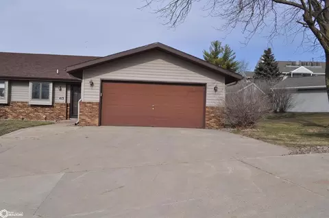 Exterior - 413 E Valley Dr, Carroll, IA 51401 photo 4 of 11