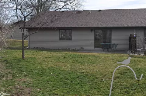 Exterior - 413 E Valley Dr, Carroll, IA 51401 photo 8 of 11
