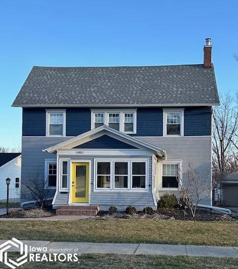 411 Hughes St, Marshalltown, IA 50158