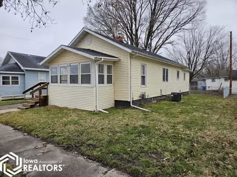 907 29th St, Fort Madison, IA 52627