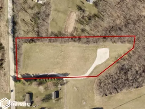 628 N Gear Ave, West Burlington, IA 52655