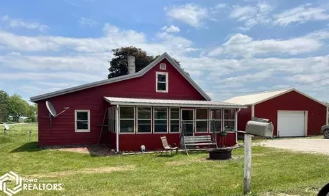 102 S Davis St, Kellerton, IA 50133