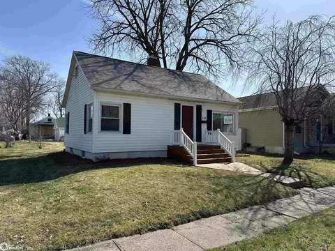 2108 S 13th St, Burlington, IA 52601