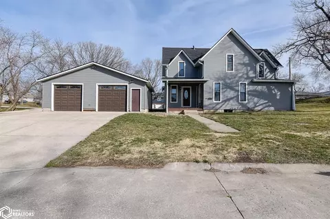 202 W Garfield St, Zearing, IA 50278