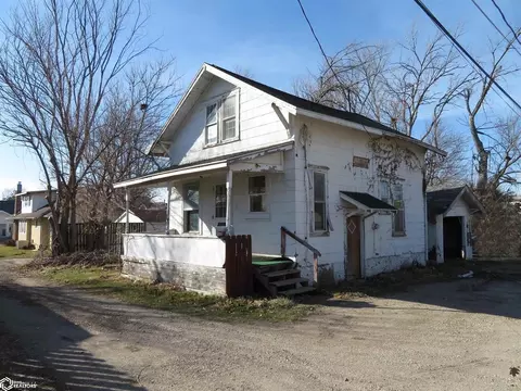 307 12 N 8th St, Marshalltown, IA 50158