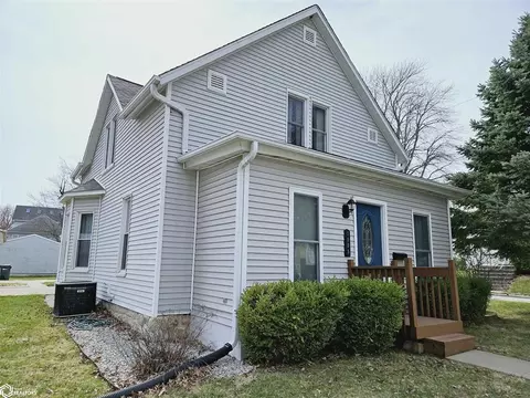 1505 Silverleaf Ave, Burlington, IA 52601