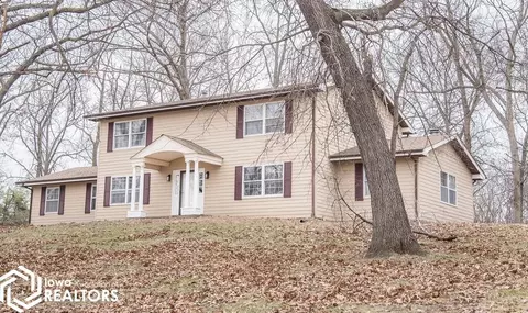 23 Greenbriar Ln, Ottumwa, IA 52501