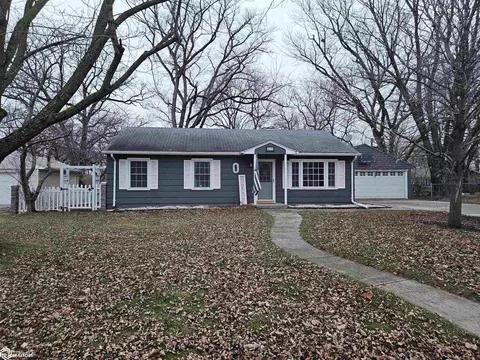 513 Elmhurst Dr, Webster City, IA 50595