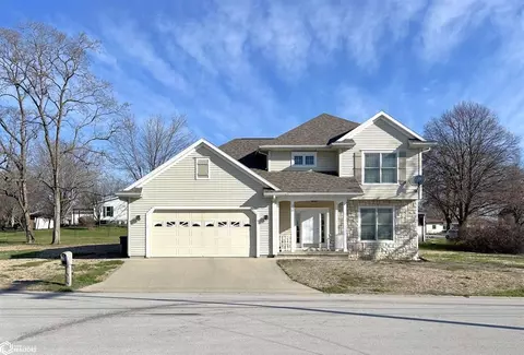 130 E Division St, Clarinda, IA 51632