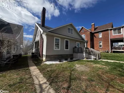 915 N Central Ave, Burlington, IA 52601