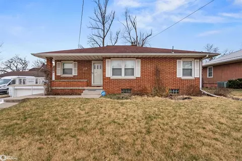 208 W 13th, Tama, IA 52339