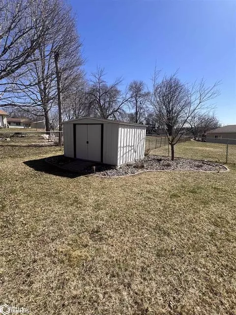 14 S 24 St, Denison, IA 51442 photo 32