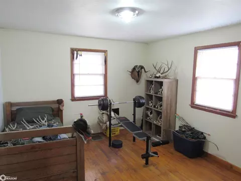 1475 15th St, Eldon, IA 52554 photo 5