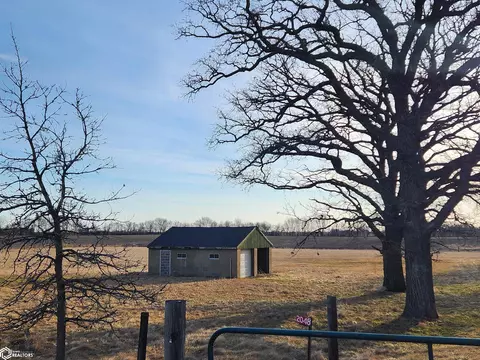 2048 Echo Ave, Rockford, IA 50468