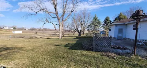 114 N Eugene St, Orient, IA 50858 photo 2