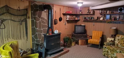 114 N Eugene St, Orient, IA 50858 photo 15