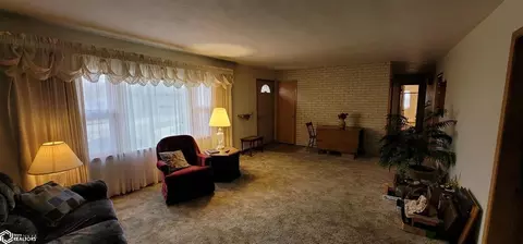 114 N Eugene St, Orient, IA 50858 photo 4